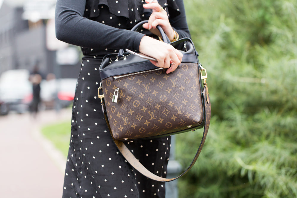 HOW TO KNOW IF A LOUIS VUITTON PIECE IS ORIGINAL