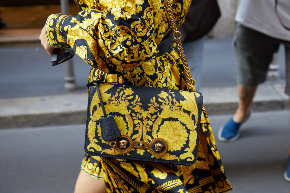 HOW TO TELL IF A VERSACE PIECE IS ORIGINAL