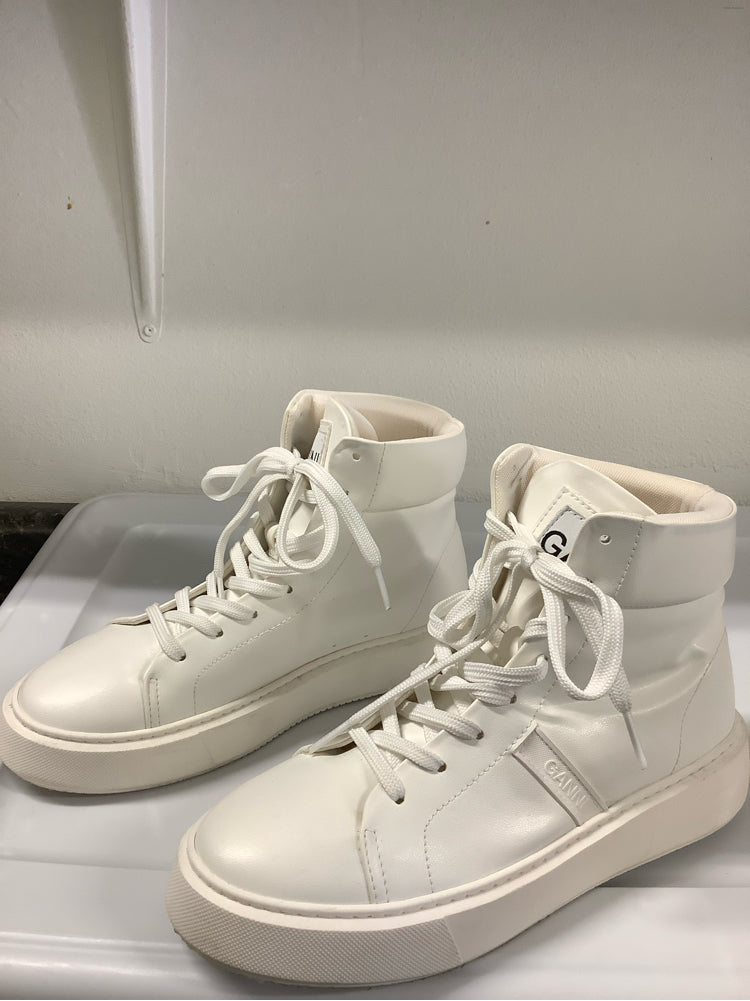 Ganni Shoe Size 9 White Sporty Sneakers