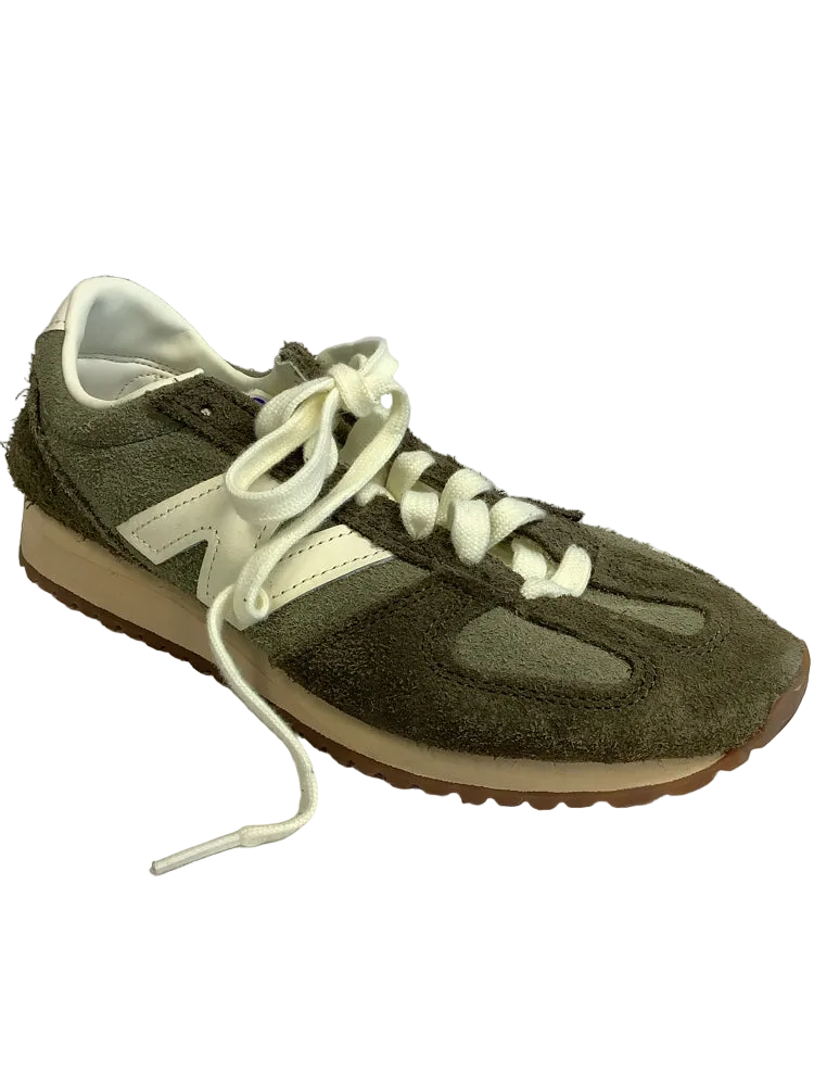 New Balance Shoe Size 7.5 Green Sneakers