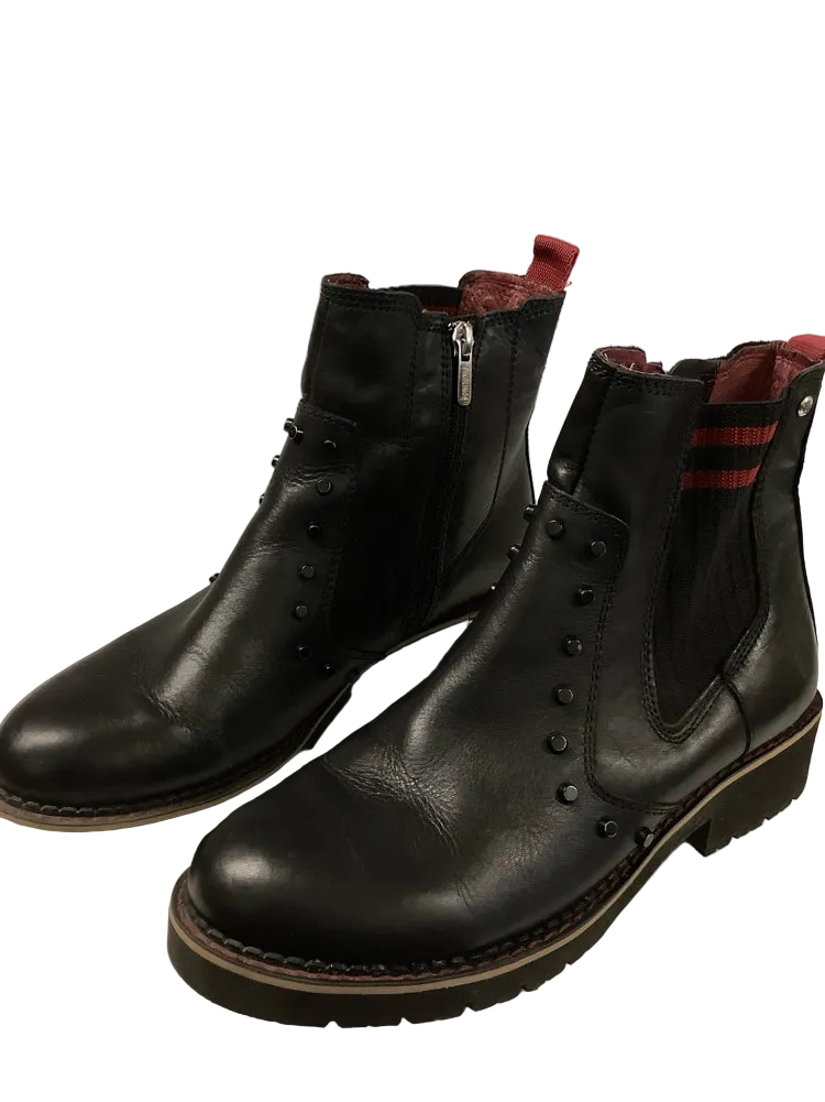 Pikolinos Shoe Size 7.5 Black Booties