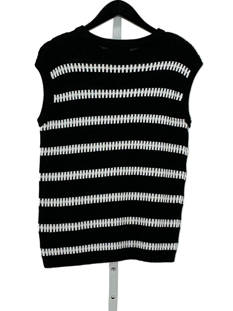 Lillusory Size M Black & White Sweater