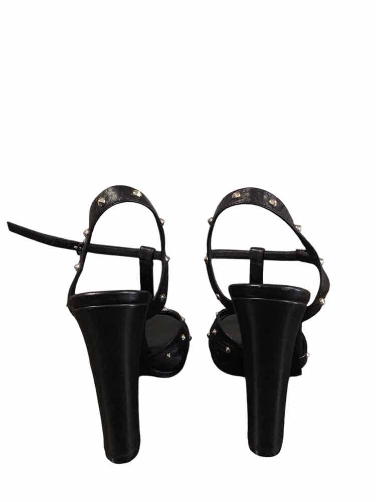 Gucci Shoe Size 9/9.5 Black Heels