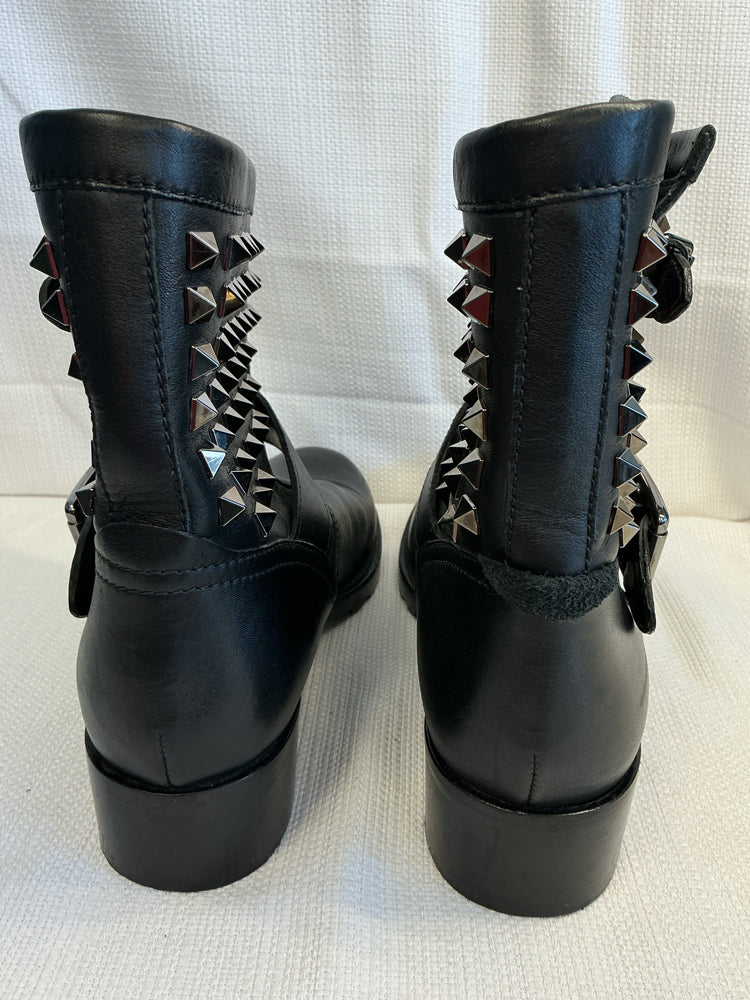 Valentino Shoe Size 9 Black Booties