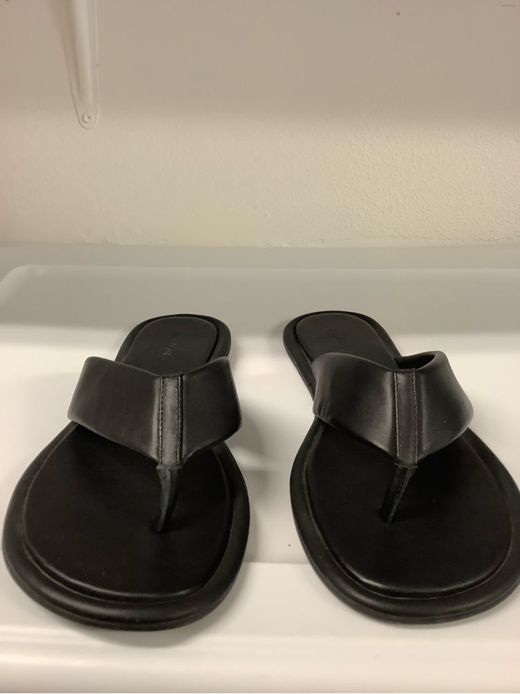 St. Agni Shoe Size 10 Black Flip Flops