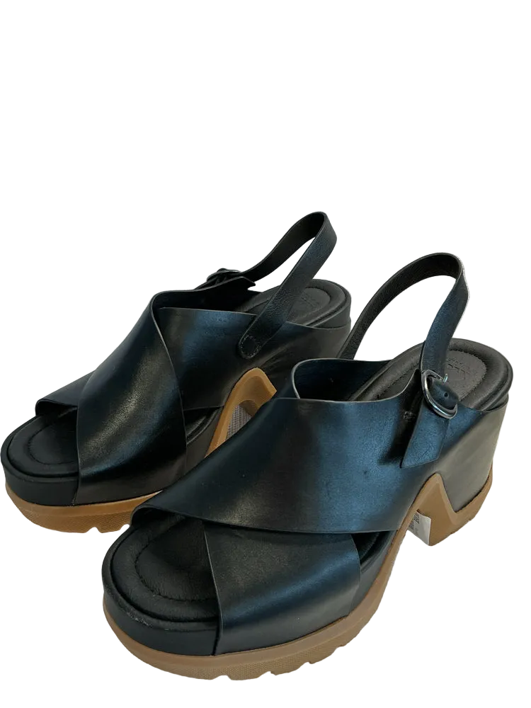 Sorel Shoe Size 10 Black ROAM'N RISE Sandals