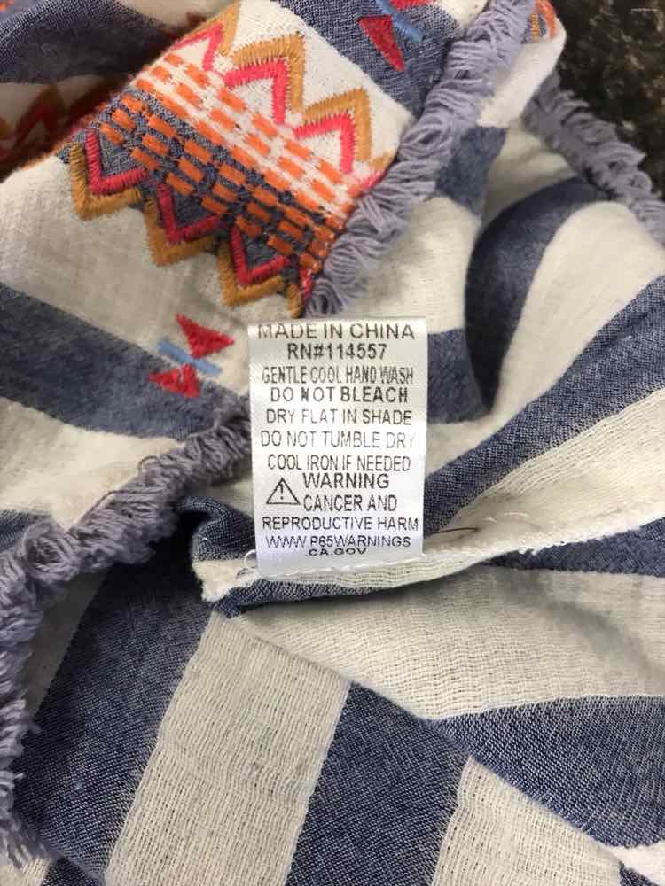 THML Size L Blue Multi Shirt