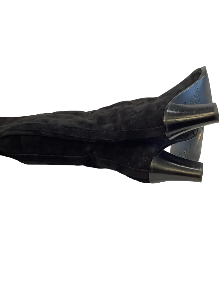 Vince Shoe Size 7 Black Boots