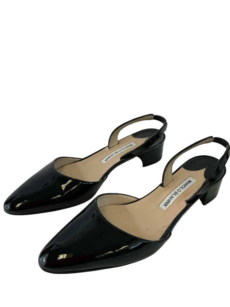 Manolo Blahnik Shoe Size 7.5 Black Flats