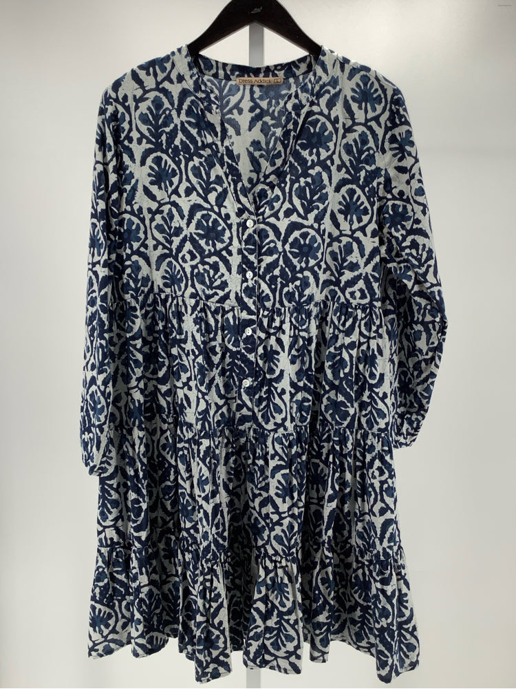 Dress Addict Size L Navy & Black Dress