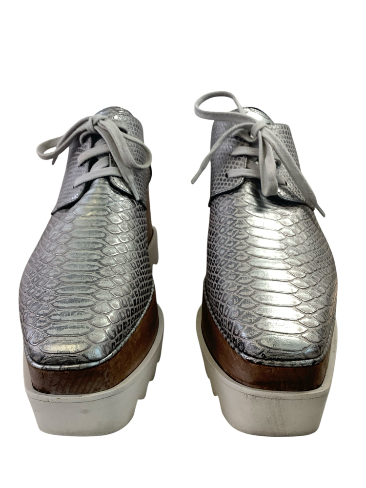Stella McCartney Shoe Size 9 Silver Flats