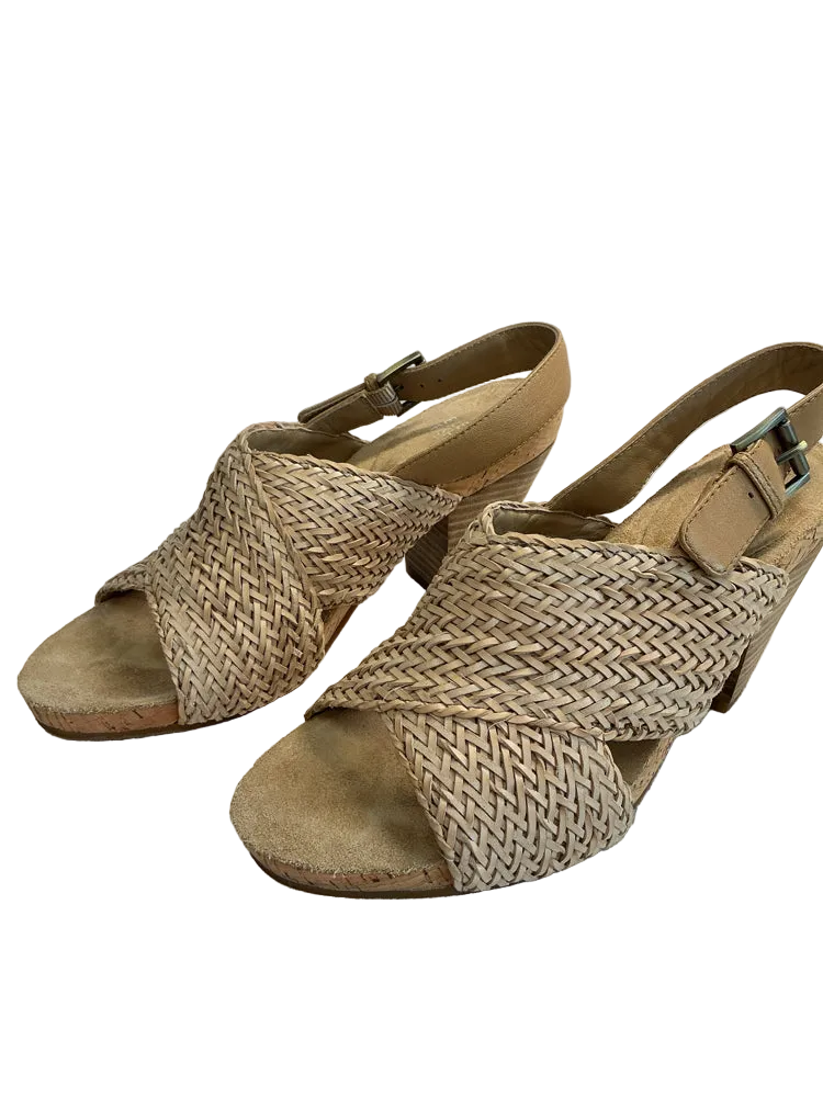 Eileen Fisher Shoe Size 7.5 Tan Heels