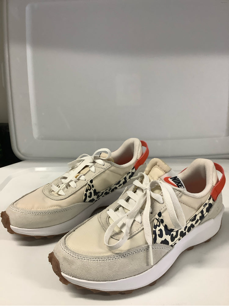 Nike Shoe Size 8 Tan Multi Sneakers