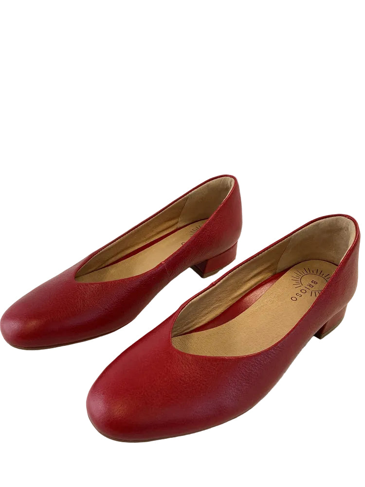 Brioso Shoe Size 7.5 Red Muriel Flats