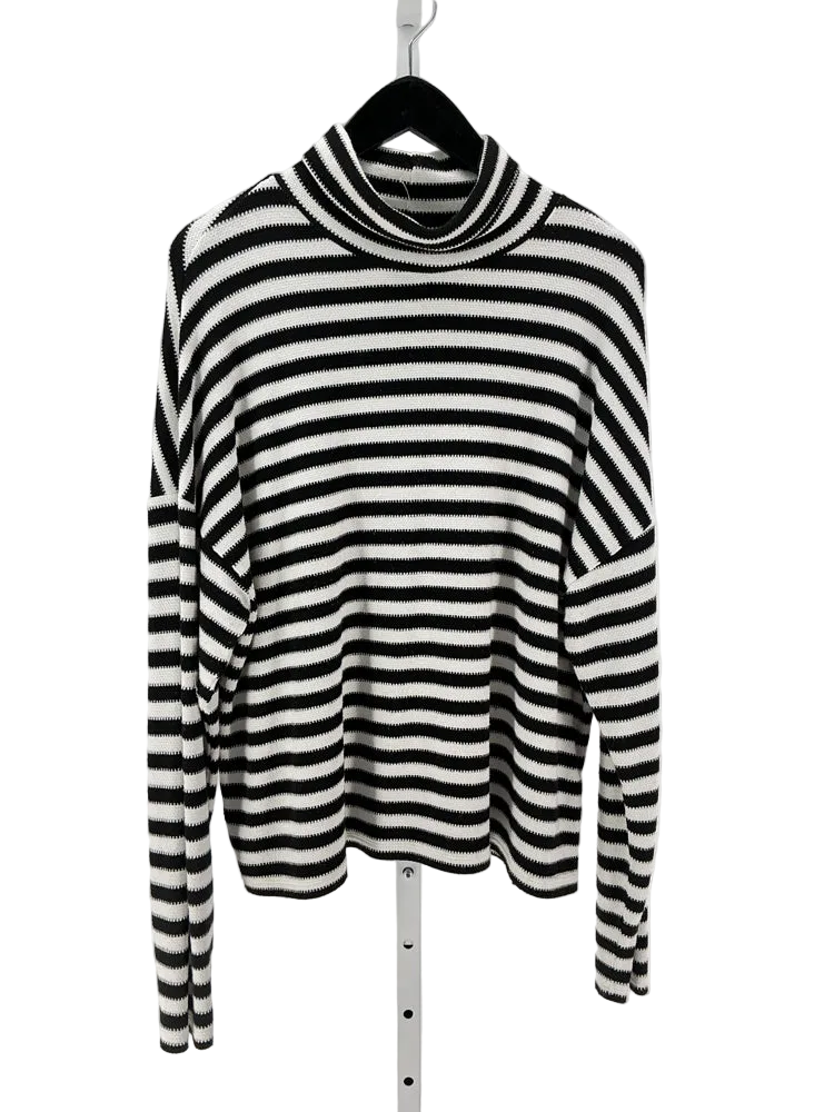 Sanctuary Size L Black & White Sweater