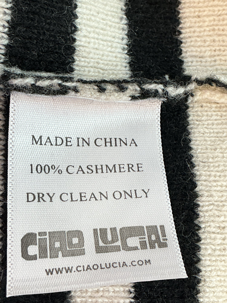 Ciao Lucia Size XS Black & White Sweater