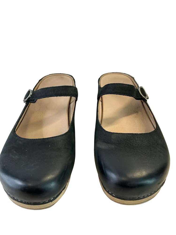 Dansko Shoe Size 11 Black Clogs