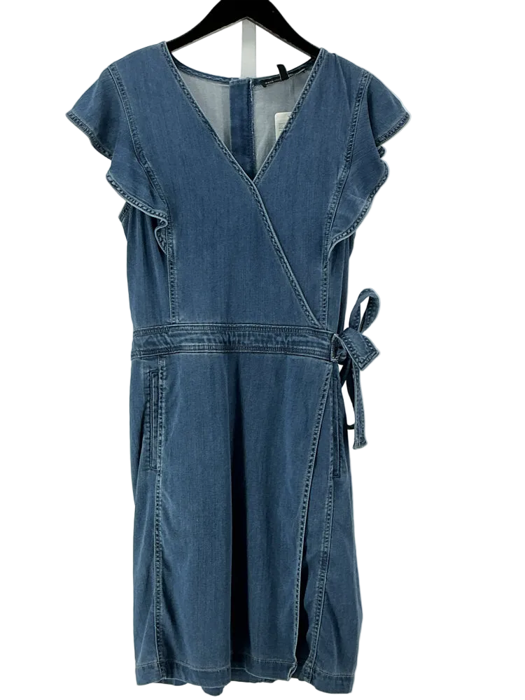 White House Black Market Size 8 Denim Dress