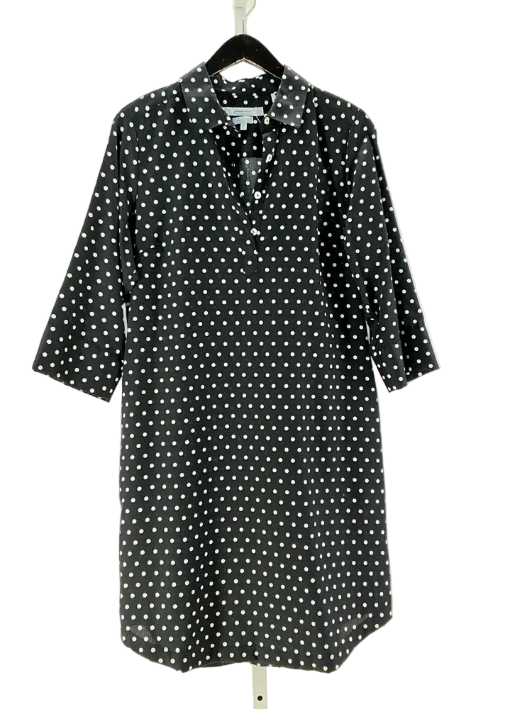 Foxcroft Size 8 Black & White Dress
