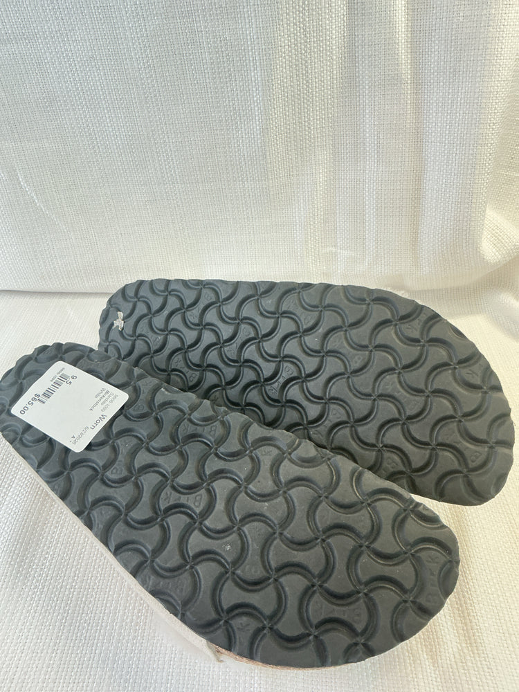 Birkenstock Shoe Size 9.5 White Sandals