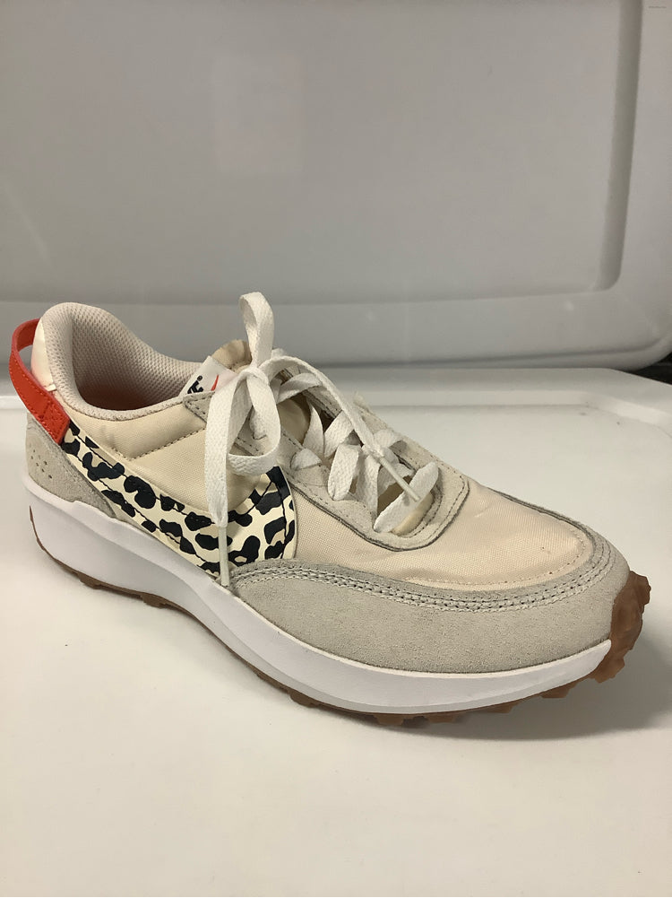 Nike Shoe Size 8 Tan Multi Sneakers