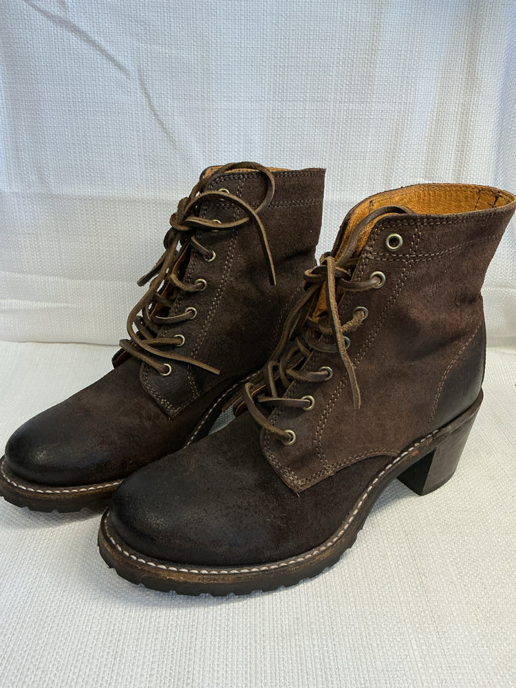 Frye Shoe Size 8 Brown sabrinA Booties