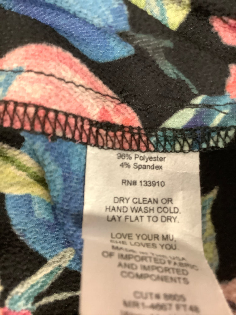 mumu Size XXL Black multi Coverup