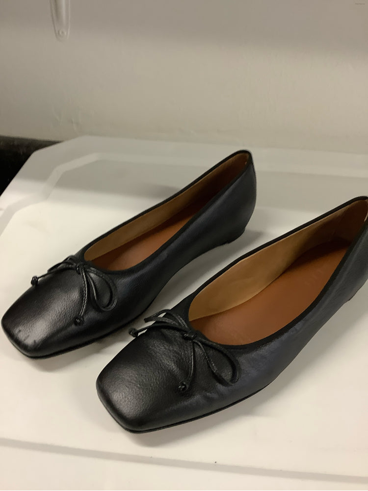 M.Gemi Shoe Size 9/9.5 Black The Danza Flats