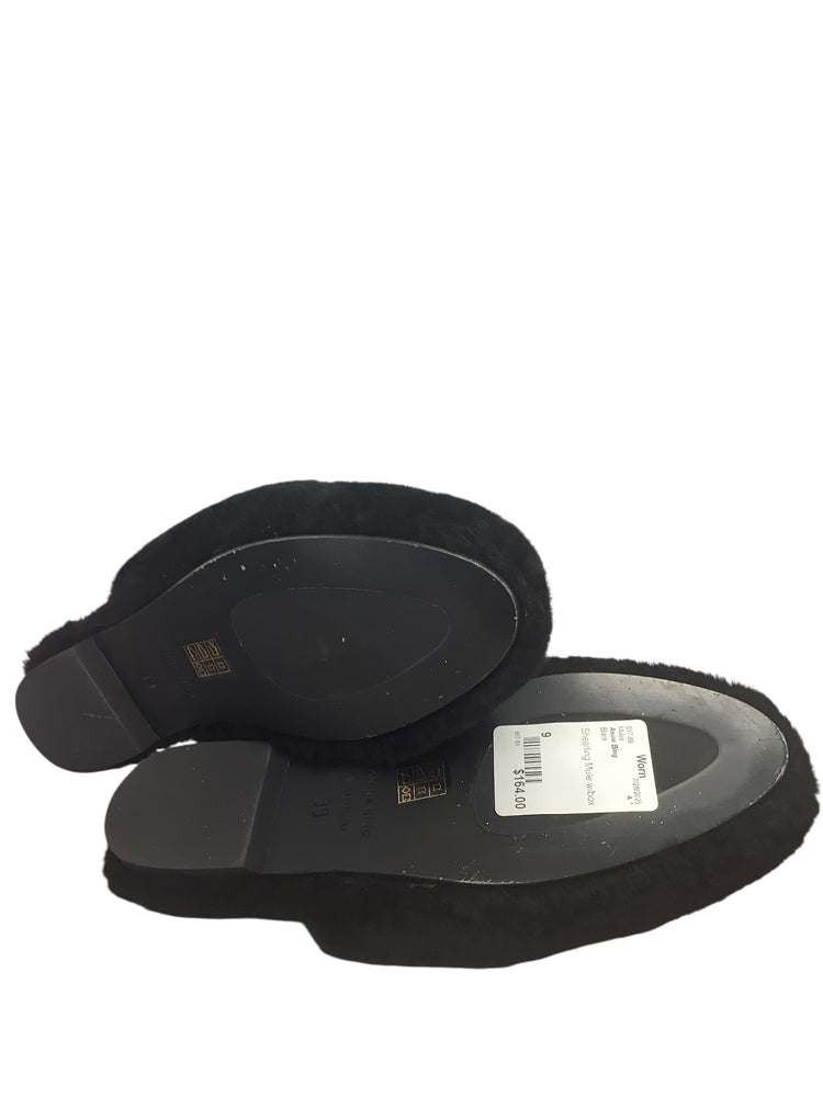 Anine Bing Shoe Size 9 Black Mules