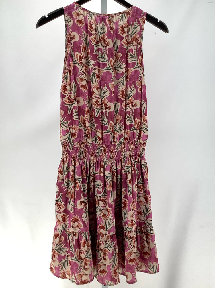 Evereve Size M Pink multi Dress