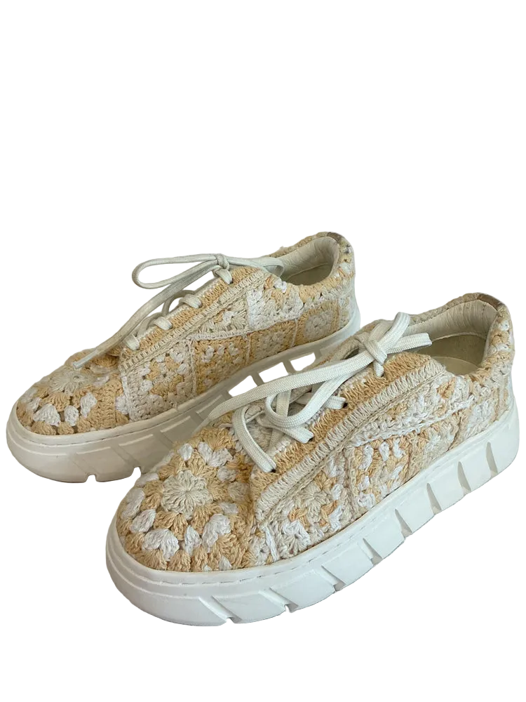 Free People Shoe Size 7 White & Tan Sneakers