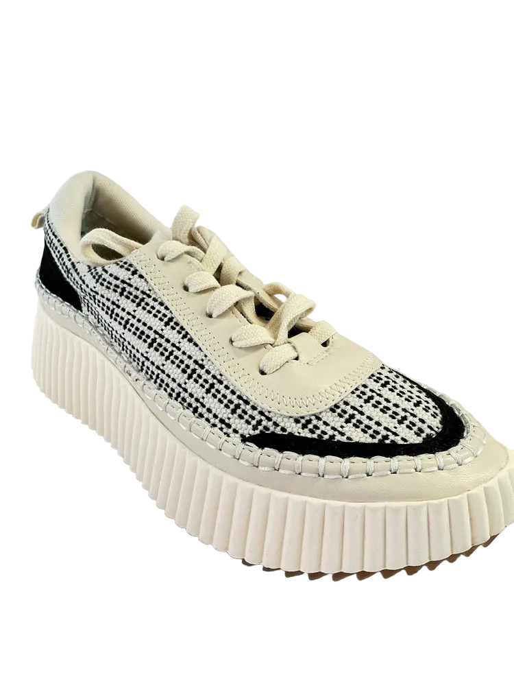 Dolce Vita Shoe Size 7.5 Cream & Black Dannis Sneakers