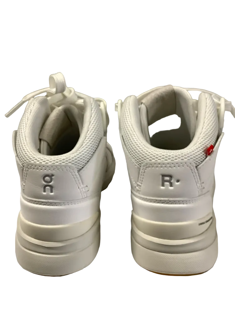 ON Shoe Size 6 White Roger Sneakers