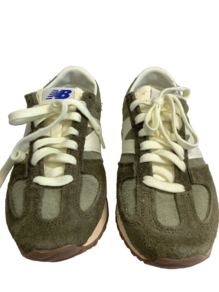 New Balance Shoe Size 7.5 Green Sneakers