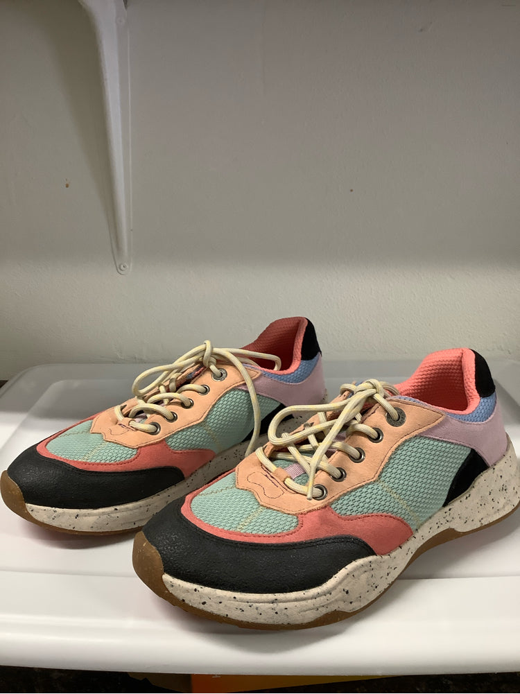 Taos Shoe Size 11 Multi-Color Sneakers