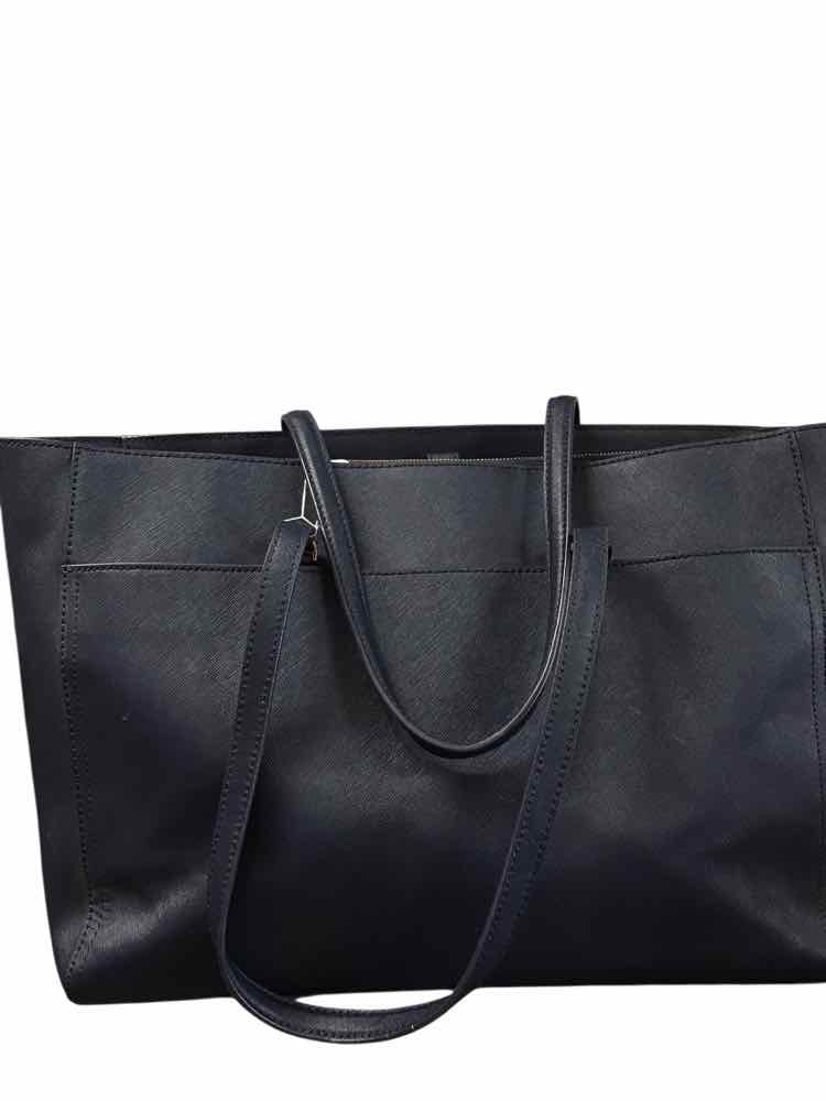 Tory Burch Navy Robinson Handbags
