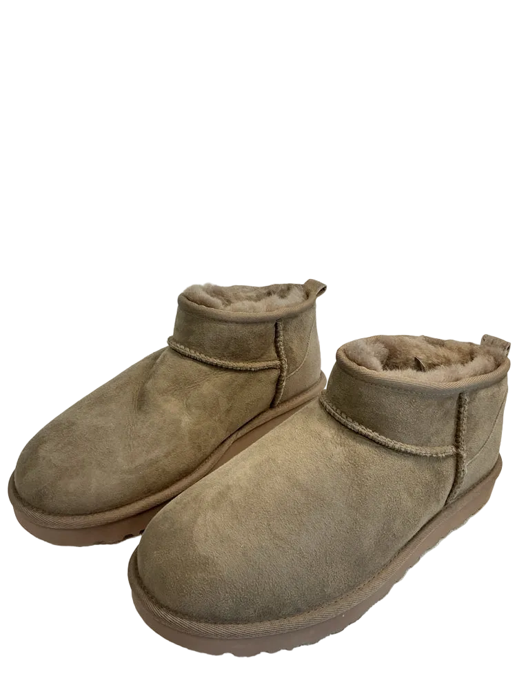 Ugg Shoe Size 9 Brown Ultra Mini Booties