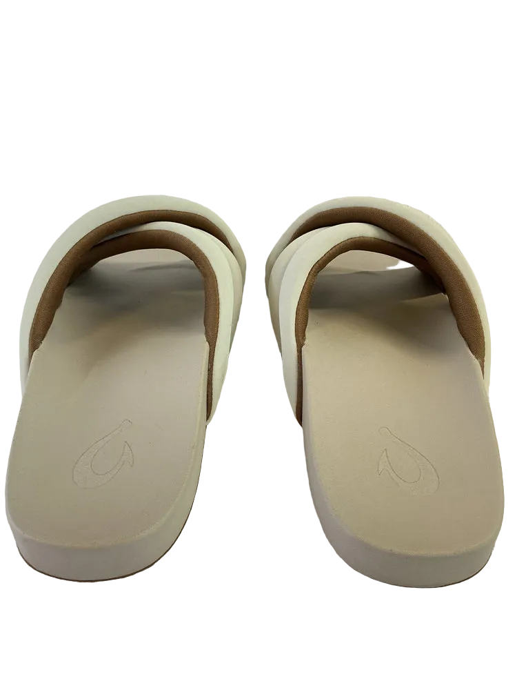 OluKai Shoe Size 8 Tan Hila Sandals