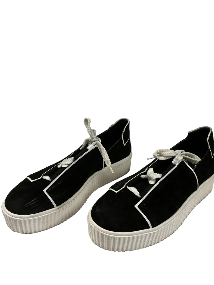 DYAN Shoe Size 7.5/8 Black Lili Sneakers