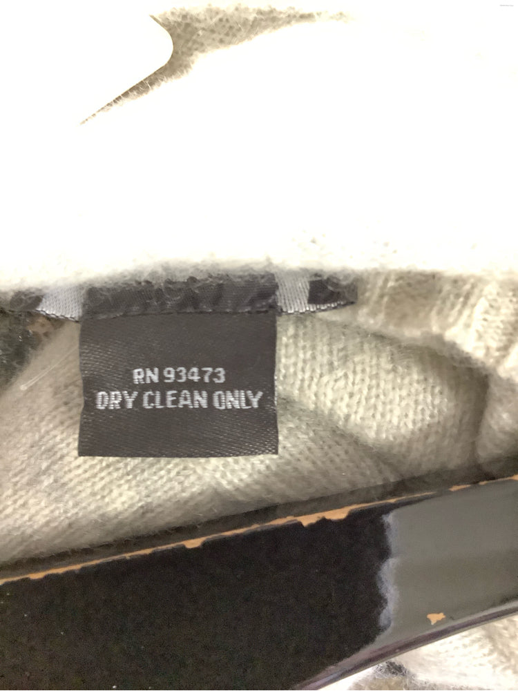Pure Amici Size XL Gray & Black Sweater