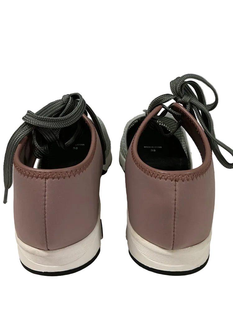 All Black Shoe Size 7.5 Gray & Mauve Amazing Mesh Sneakers
