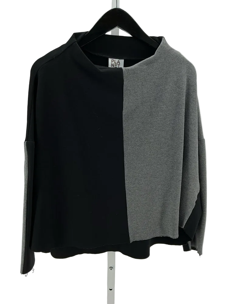 Planet by Lauren G Size S Black & Gray Sweater