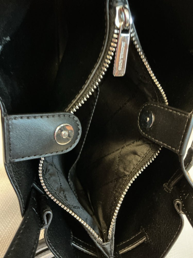 Michael Kors Black Carson Handbags