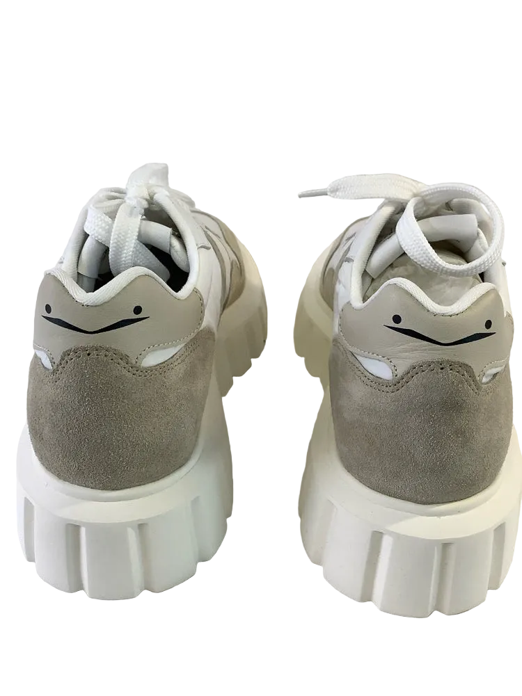 Voile Blanche Shoe Size 6 White & Tan Sneakers