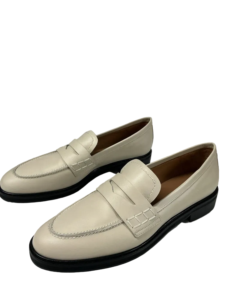 Flattered Shoe Size 11 Sara Loafers