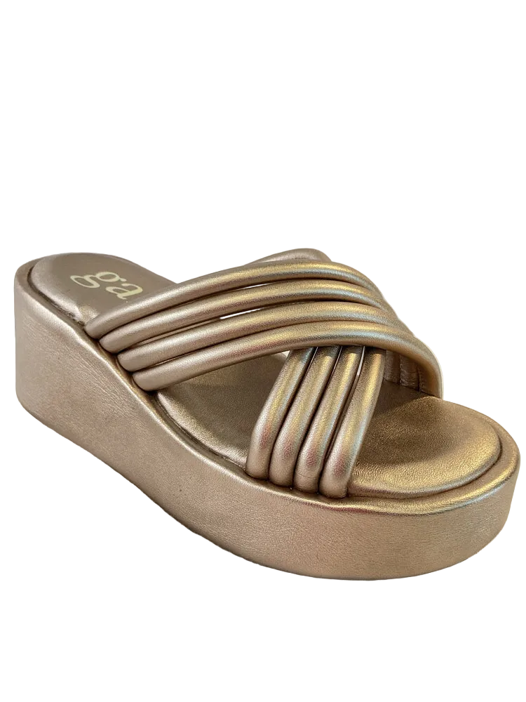 pedro garcia Shoe Size 7 Rose Gold Sandals