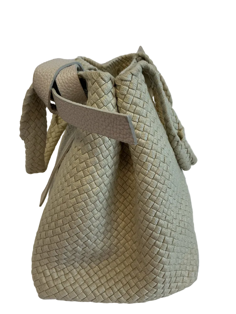 120% Lino Tan Handbags