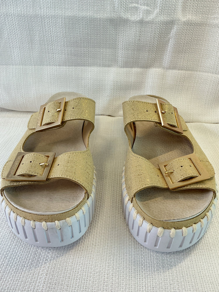 Ilse Jacobsen Shoe Size 6.5 Gold Sandals