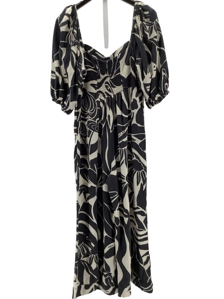 Farm Rio Size M Black & White Jumpsuit