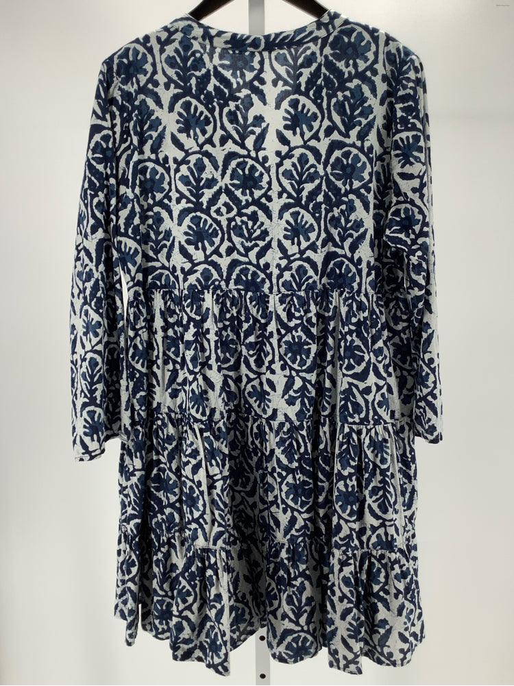 Dress Addict Size L Navy & Black Dress